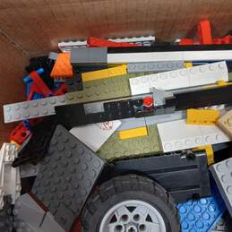 8Lbs Bundle of Assorted Toy Building Blocks alternative image
