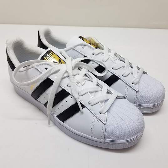 Men's Adidas Superstars Size 7 USM Casual Sneakers image number 1