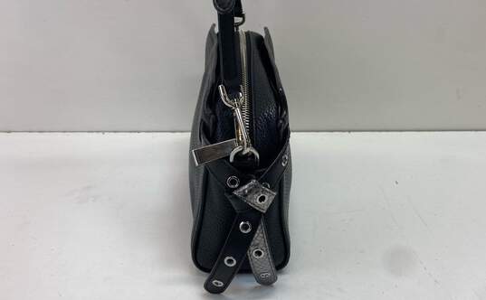 Michael Kors Pebble Leather Bristol Crossbody Black image number 4