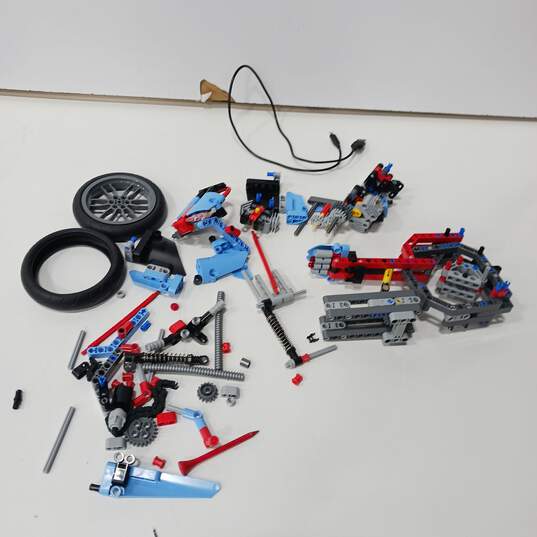Lego Technic Assembly Kit image number 5