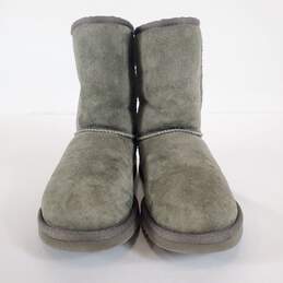 Ugg Women Gray Boots SZ 5