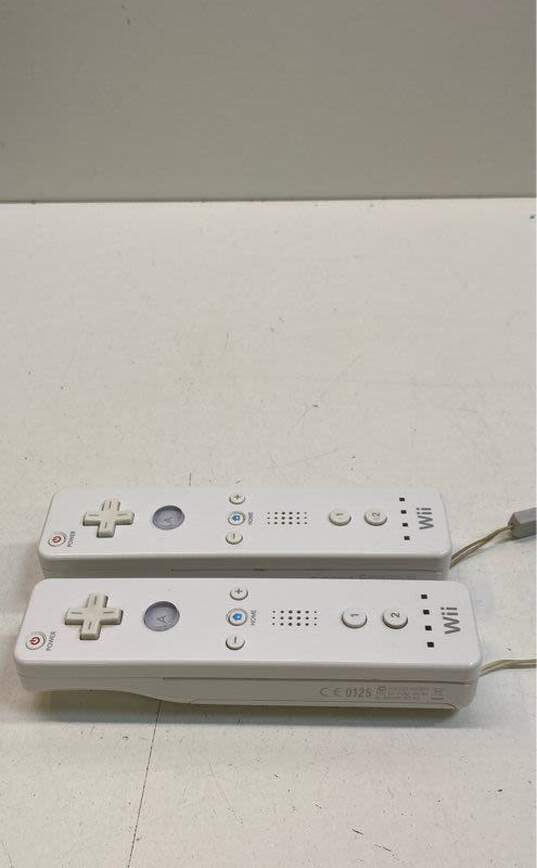 Set Of 2 Nintendo Wii Remotes- White image number 3