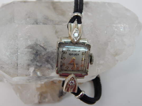 Ladies Vintage Gruen 14K White Gold 0.08 CTTTW Diamond Case 17 Jewels Wrist Watch 11.4g image number 4