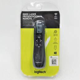 Logitech R800 Professional Presentation Remote