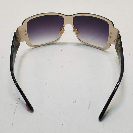 Betsey Johnson Black Wrap Around Gradient Sunglasses image number 7