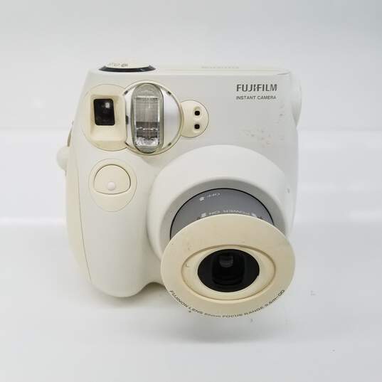 samenwerken naakt In de omgeving van Buy the Instax Mini 7S Instant Film Camera | GoodwillFinds