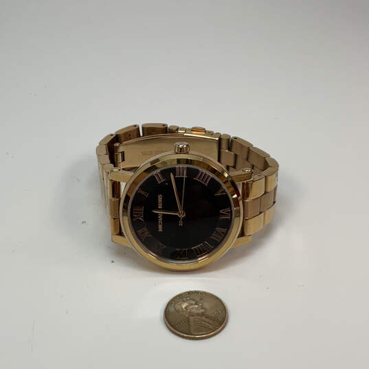 Designer Michael Kors MK-3585 Gold-Tone Round Black Dial Analog Wristwatch image number 2