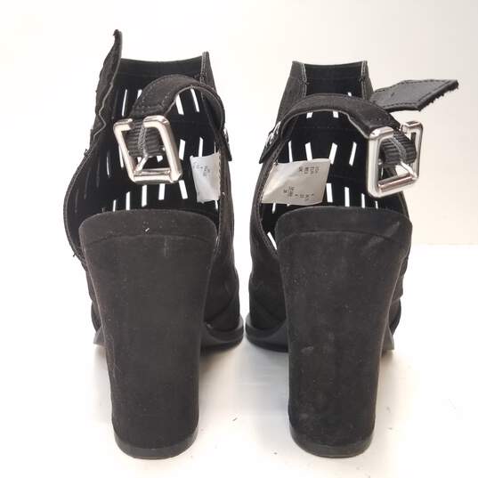 Christian Siriano for Payless Winter Hiver Women's Heels Black Size 6 image number 5