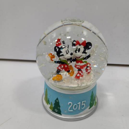 Disney Mickey & Minnie Mouse 2015 Snow Globe image number 2