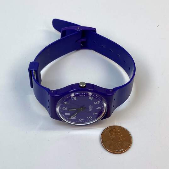 Designer Swatch Blue Water Resistant Analog Quartz Wristwatch image number 3