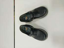 Women's Black Tooled Leather Clogs Size 37 alternative image
