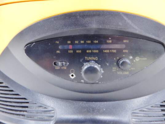 Gatorade Rock Box Cooler AM/FM Radio image number 2