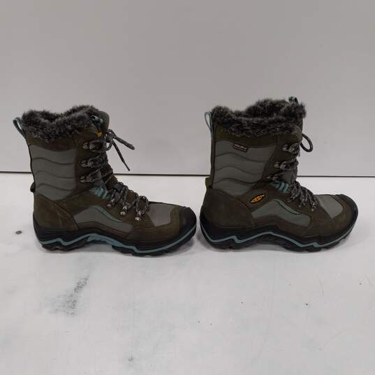 Keen Women's Green Boots Size 7.5 image number 4