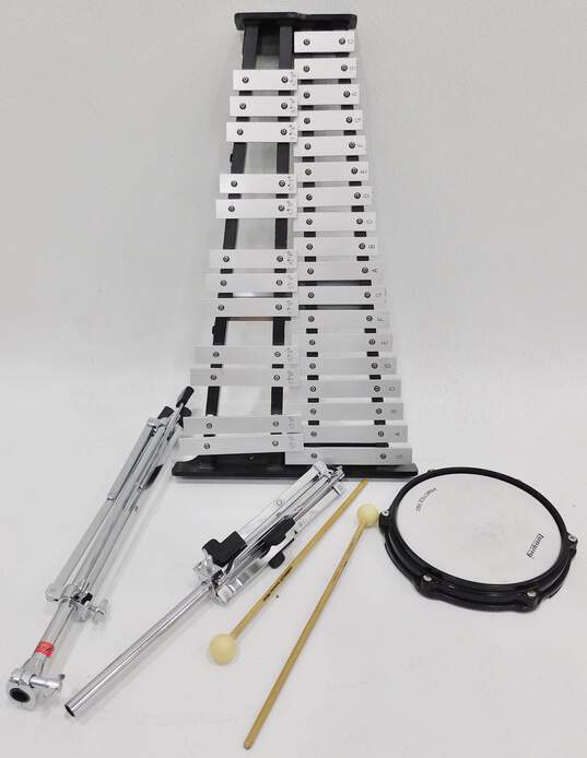 Ludwig Brand 30-Key Model Metal Glockenspiel Kit w/ Rolling Case and Accessories image number 1