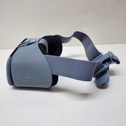 Google Daydream View VR Headset alternative image