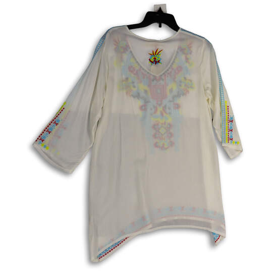 NWT Womens Multicolor Embroidered 3/4 Sleeve Pullover Tunic Top Size Medium image number 2