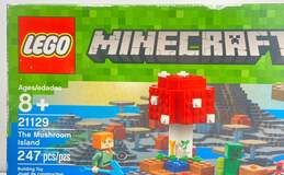 Lego Minecraft The Mushroom Island 21129 alternative image