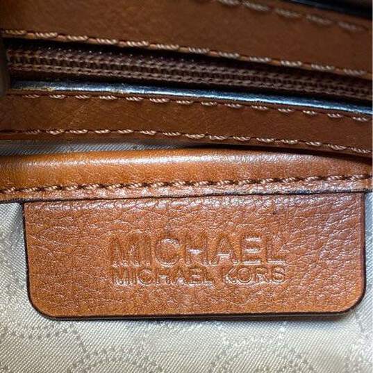 Michael Kors MK Jet Set Beige Signature Canvas Shoulder Tote Bag image number 5