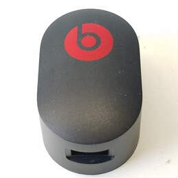 Original Beats by Dr. Dre USB Power Adapter/Charger 10W 5V P/N B0506