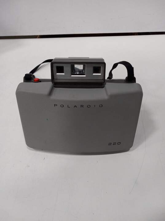 Polaroid 220 Camera  W/ Case & Accessories Untested image number 4