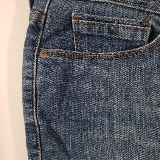 Womens 525 Regular Fit 5-Pockets Design Denim Straight Leg Jeans Size 6 image number 3