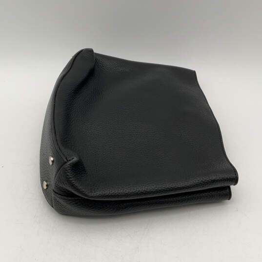 Womens Black Leather Inner Zipper Pocket Semi Chain Strap Shoulder Bag image number 3