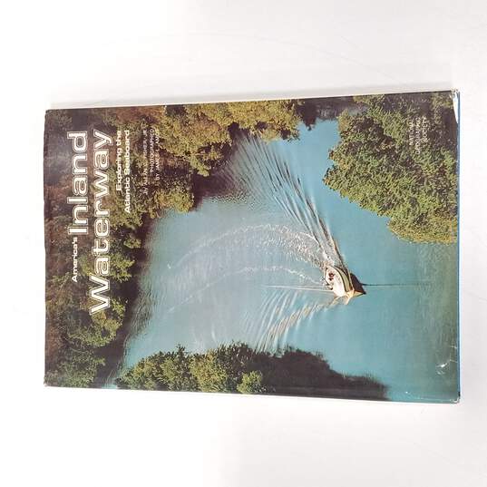 National Geographic 5 Book Bundle image number 4