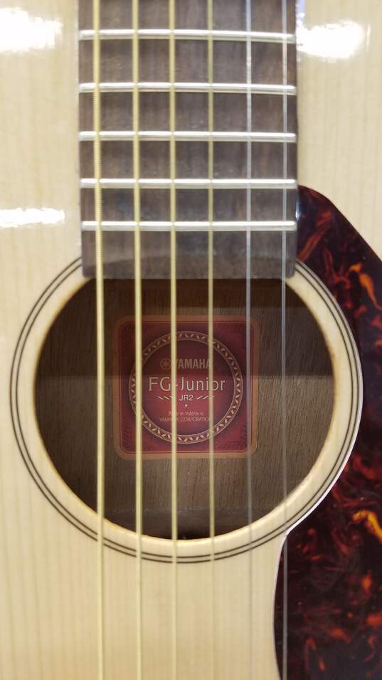 Yamaha Acoustic Guitar image number 5
