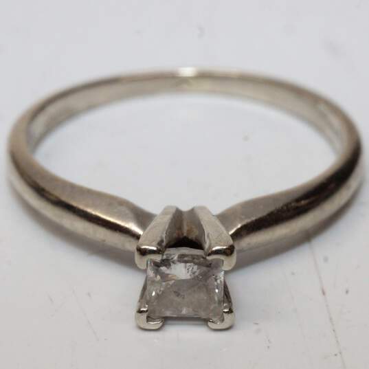 14K White Gold Diamond Ring Size 4.75 - 1.67g image number 2