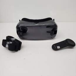 Samsung Gear VR with Controller / NEW OPEN BOX alternative image