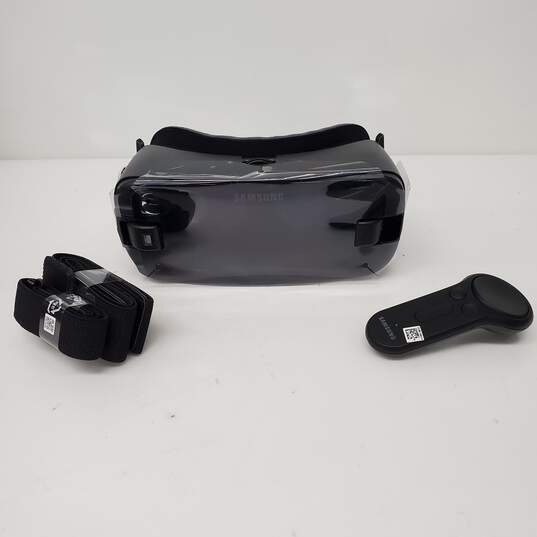 Samsung Gear VR with Controller / NEW OPEN BOX image number 2