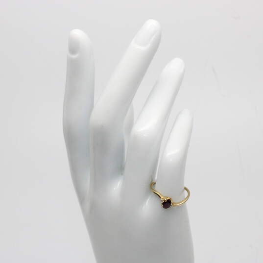14K Yellow Gold Garnet Diamond Accent Ring Size 5 - 1.2g image number 1