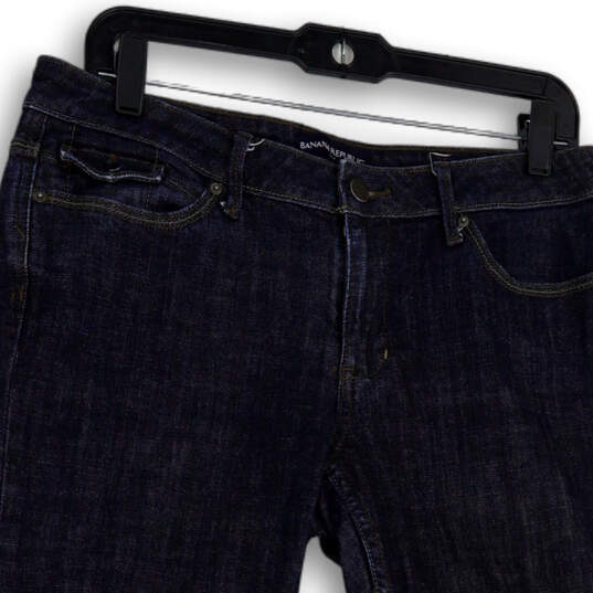 Womens Blue Denim Dark Wash Cuffed Hem Pockets Straight Leg Jeans Size 8 image number 3