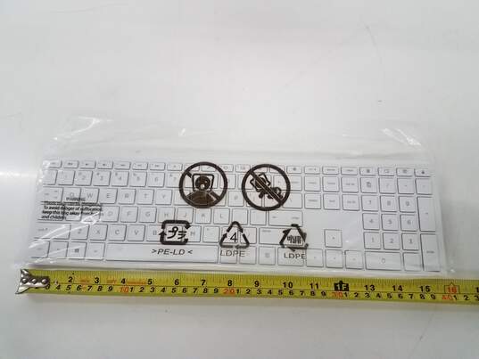 HP Keyboard and Mouse Untested image number 3