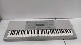 Casio WK-225 76-Key Electronic Keyboard alternative image
