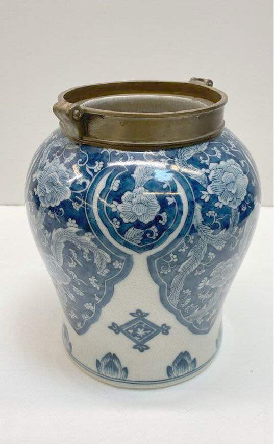 Porcelain Blue and White 9 inch Tall Warrior Jar Home Decorative Ceramic Jar image number 1