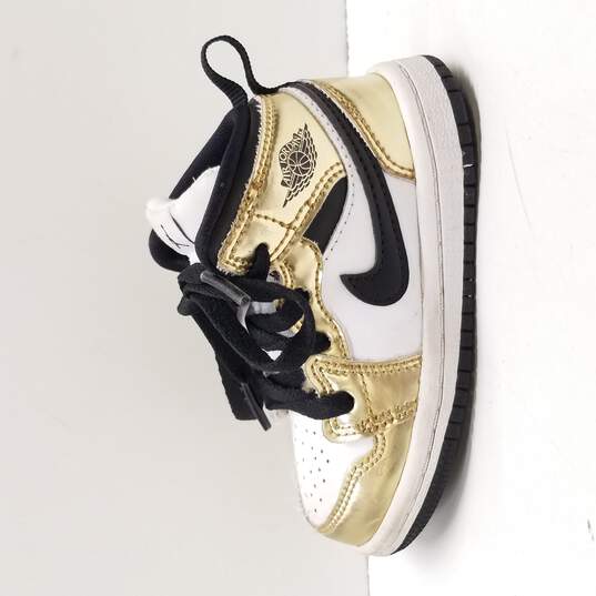 Nike Baby's Jordan 1 Mid SE TD Metallic Gold Sneaker Size 6C image number 4