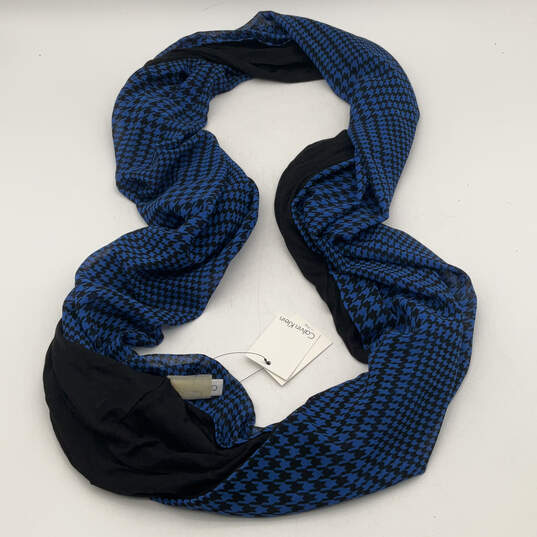 NWT Womens Black Blue Geometric Multifunctional Infinity Rectangle Scarf image number 2