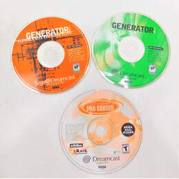 Sega Dreamcast w/ 3 games alternative image