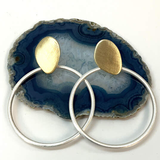 Designer Robert Lee Morris Soho Two-Tone Round Shape Classic Hoop Earrings image number 1