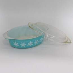Vintage Pyrex Turquoise Blue Snowflake 2.5 Qt. Casserole Dish w/ Lid