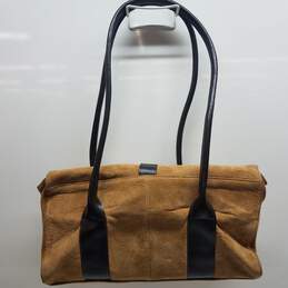 Wilsons Leather Wheat Brown Leather Shoulder Bag alternative image