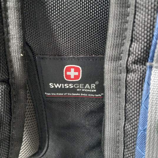 Swiss Gear Blue/Black/Gray/Red 17 Inch Laptop Backpack image number 2