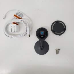 NEST Cam NC1102ES Indoor Plug in & Go Security Camera /Untested