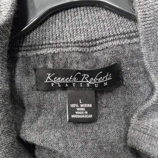 Kenneth Roberts Platinum Men's Gray Sweater Size Large image number 3