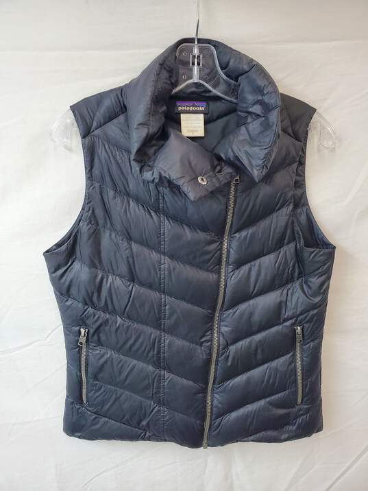 Patagonia Black Down Puffer Vest Women's Size S image number 1