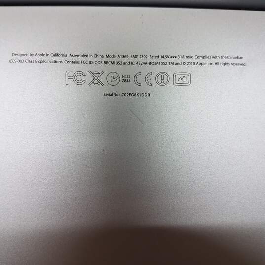 2010 Apple MacBook Air 13in Laptop Intel Core 2 Duo SL9400 CPU 2GB RAM 128GB SSD image number 7