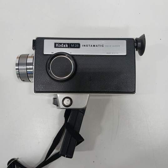 Vintage Kodak M28 Instamatic Movie Camera image number 4