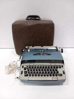 SCM Smith Corona Electra 110 Typewriter & Hard Travel Case