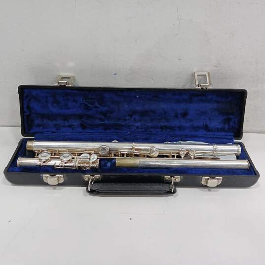 Vintage Gemeinhardt M2 Silver Tone Flute in Hard Case image number 1